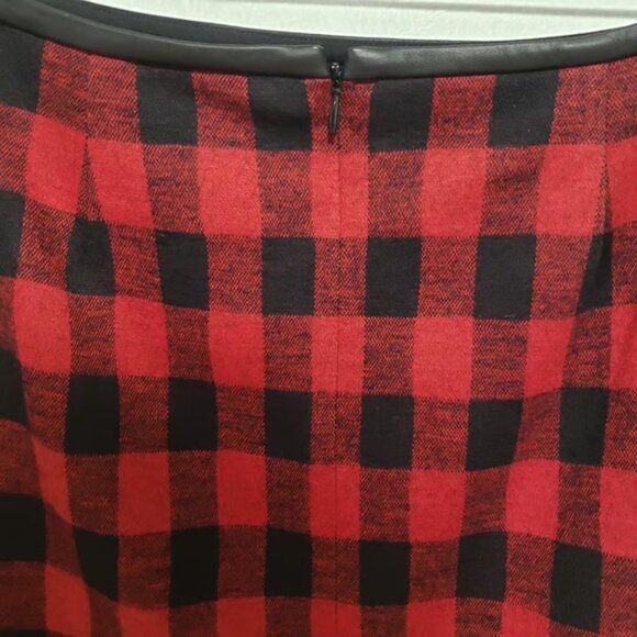 Madewell 💋 Red Buffalo Check Mini Skirt \\ Gamine Plaid Wool // Size 4/6 - Picture 5 of 6